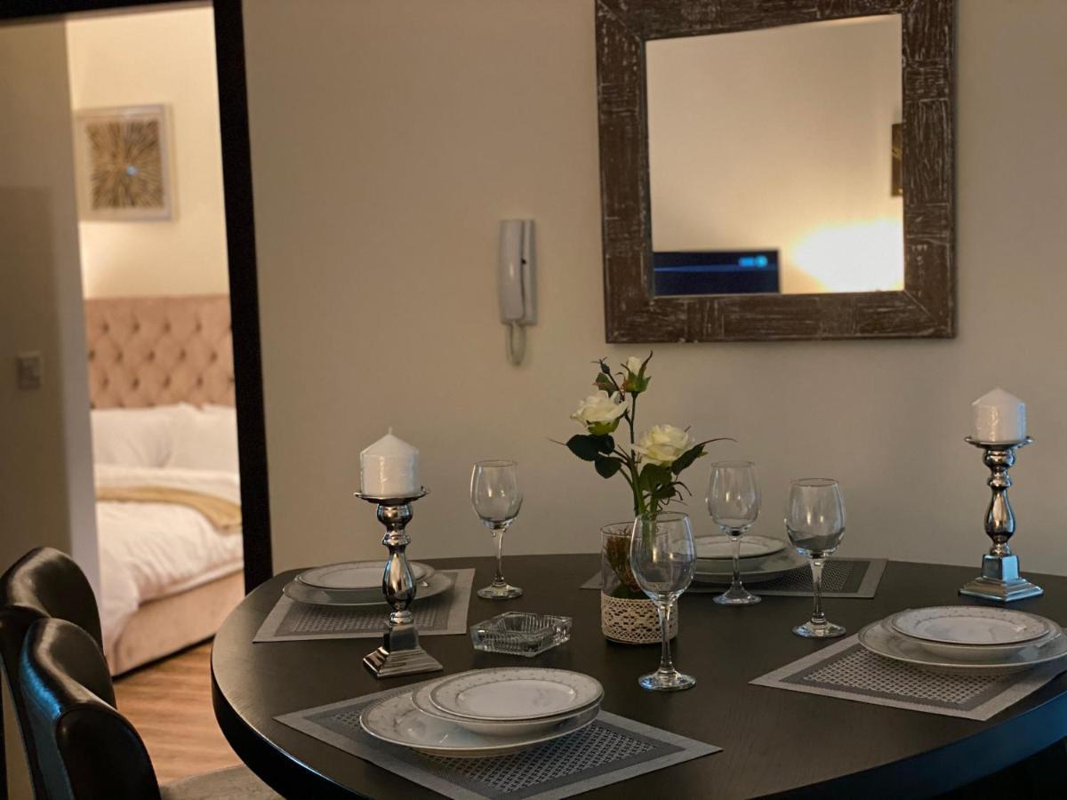 Luxury 1Br In Dubai Marina, Ask For July Full Month Offer Apartment Ngoại thất bức ảnh